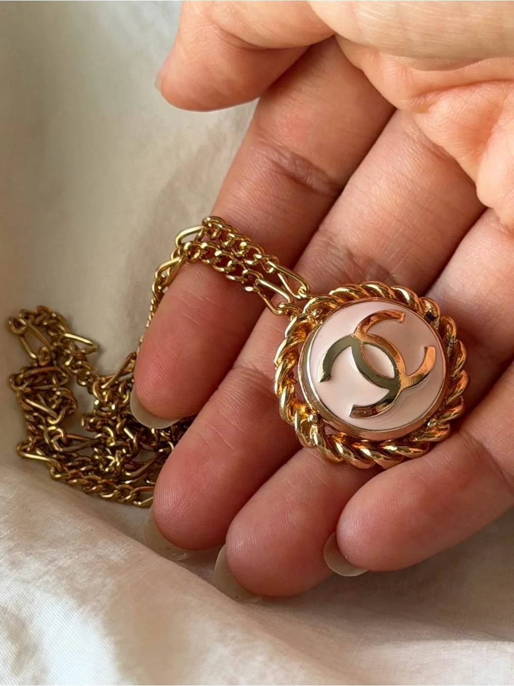 CHANEL Gold-Tone Necklace with Pink Enamel Double C Medallion